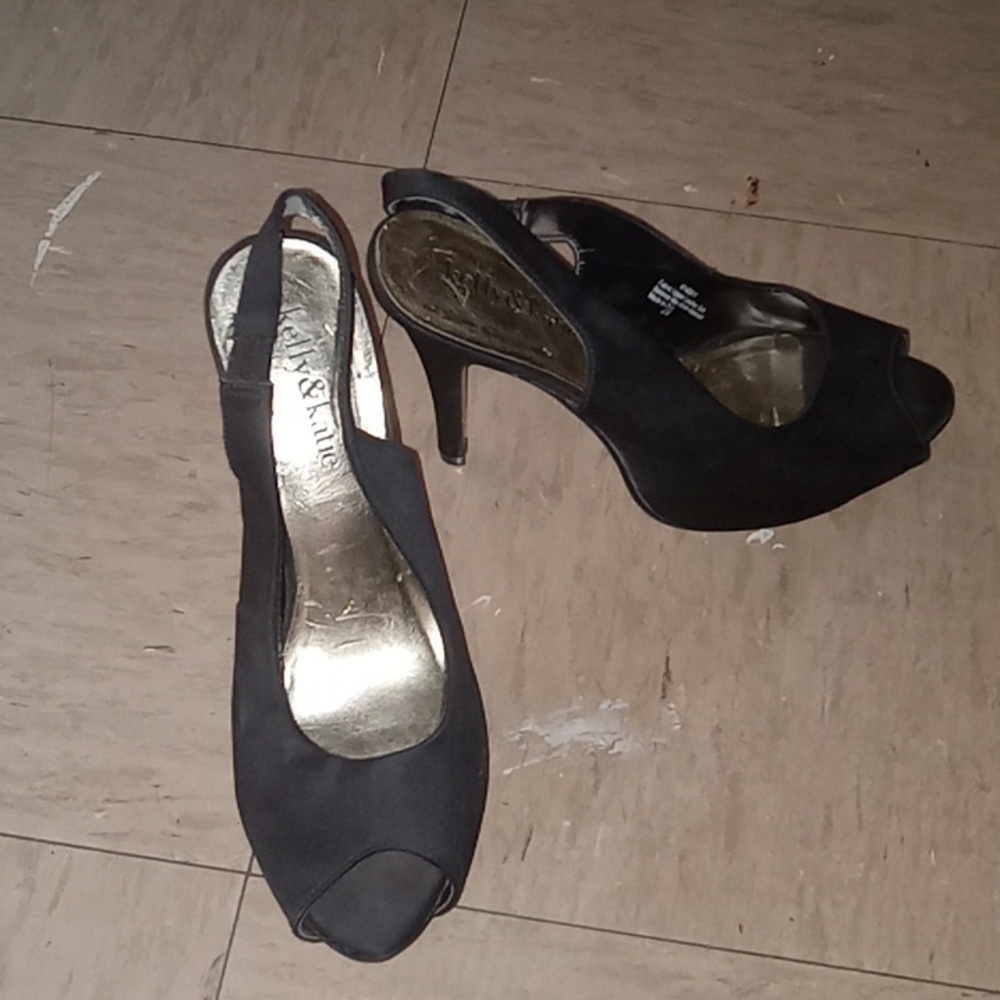 Blk Kelly & Katie heels size 6